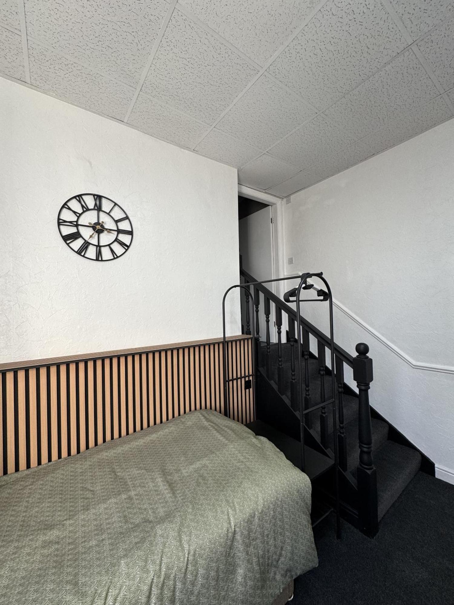 The Wickham Arms Hotel Клекхитон Номер фото