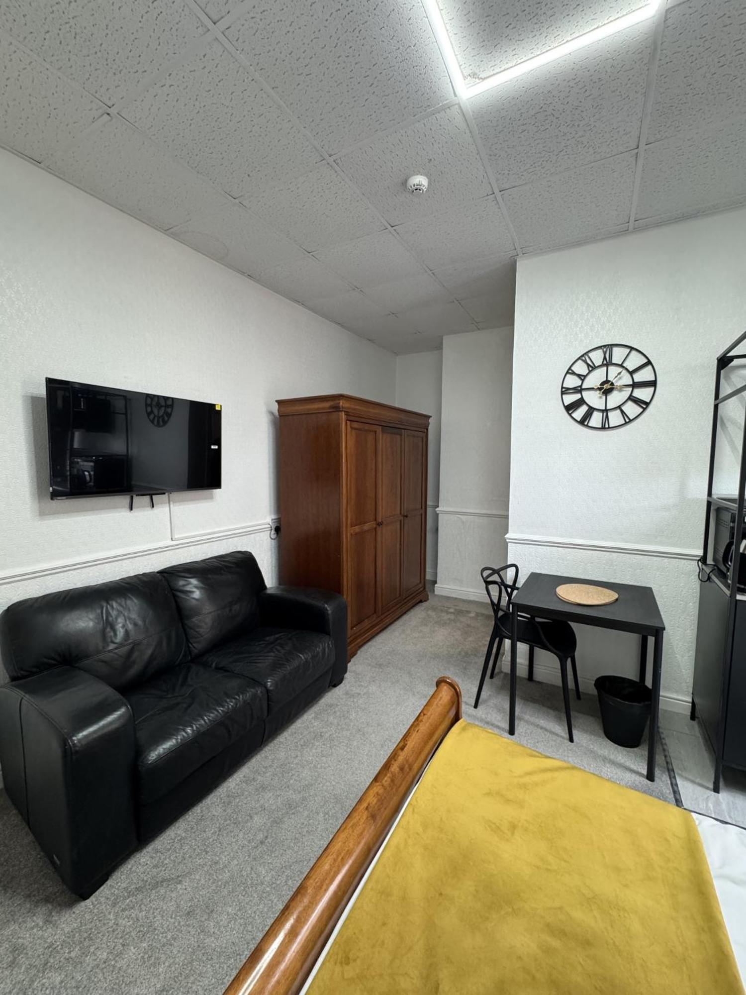 The Wickham Arms Hotel Клекхитон Номер фото