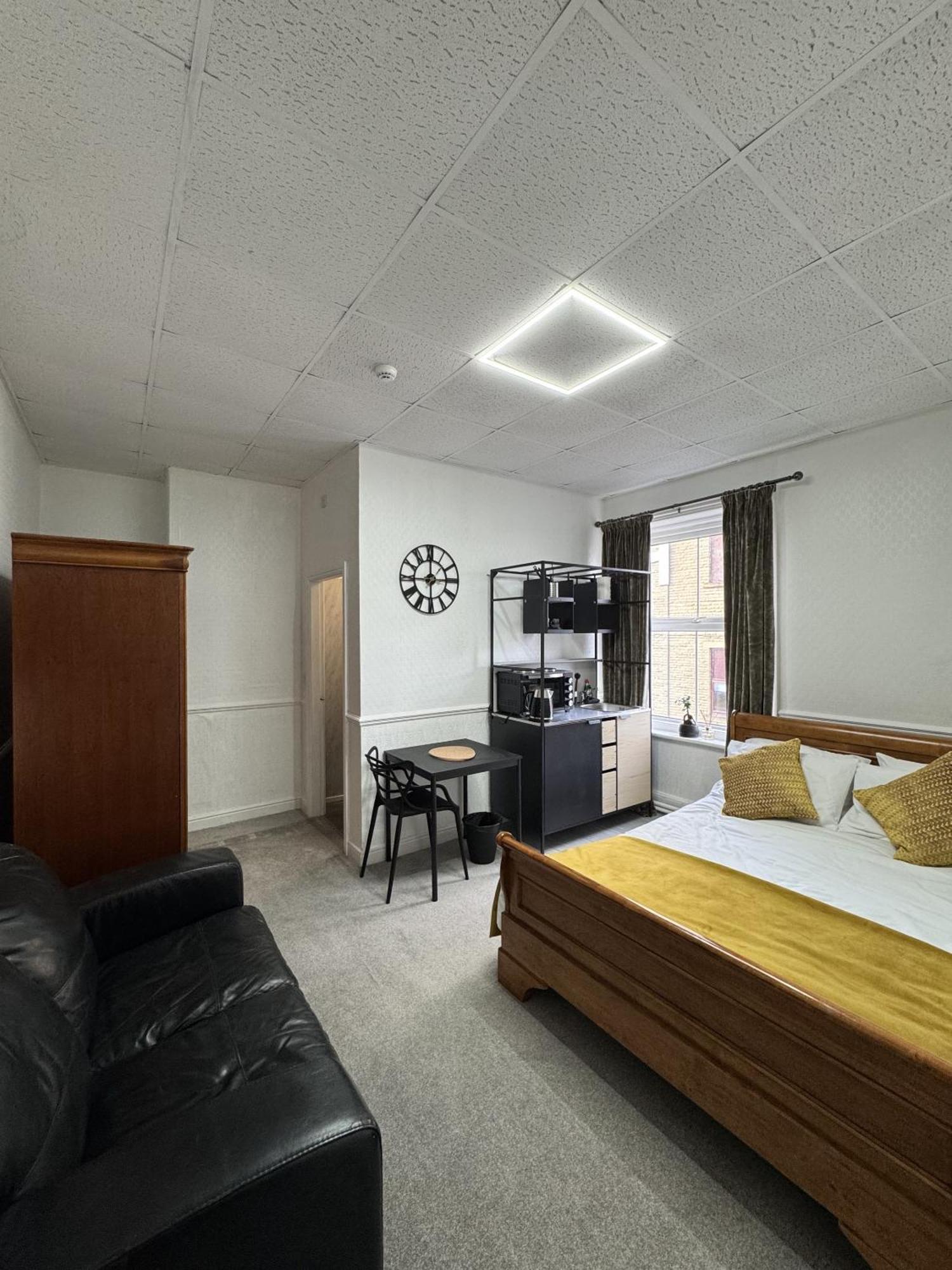 The Wickham Arms Hotel Клекхитон Номер фото